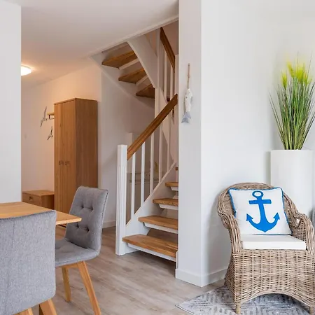 Strandhaus We 01 度假居 *